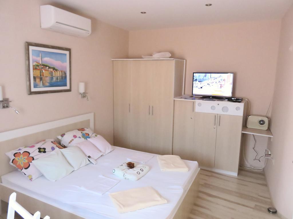 Apartments Cico ชิเบนิก ห้อง รูปภาพ